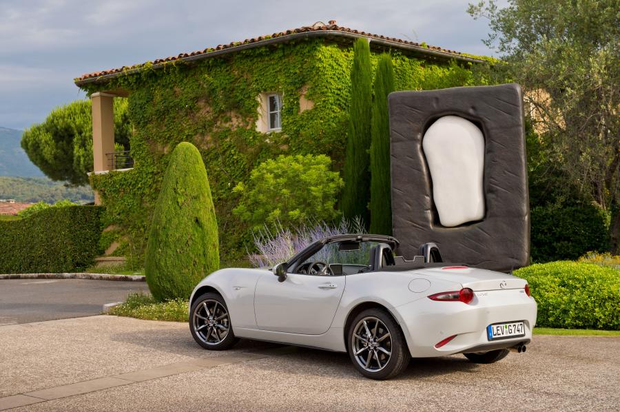  Mazda MX-5 Roadster 2014 года  (фото 45 из 62)